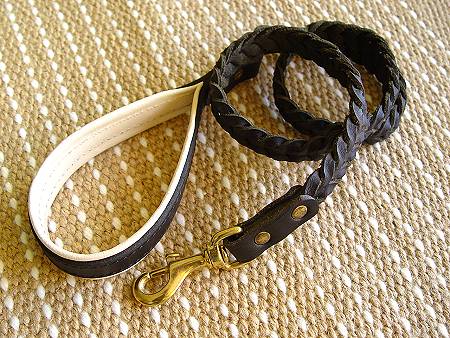 Braided leather dog collars and leashes cheap