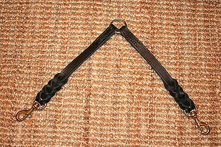 Adjustable Braided leather coupler for walking 2 dogs